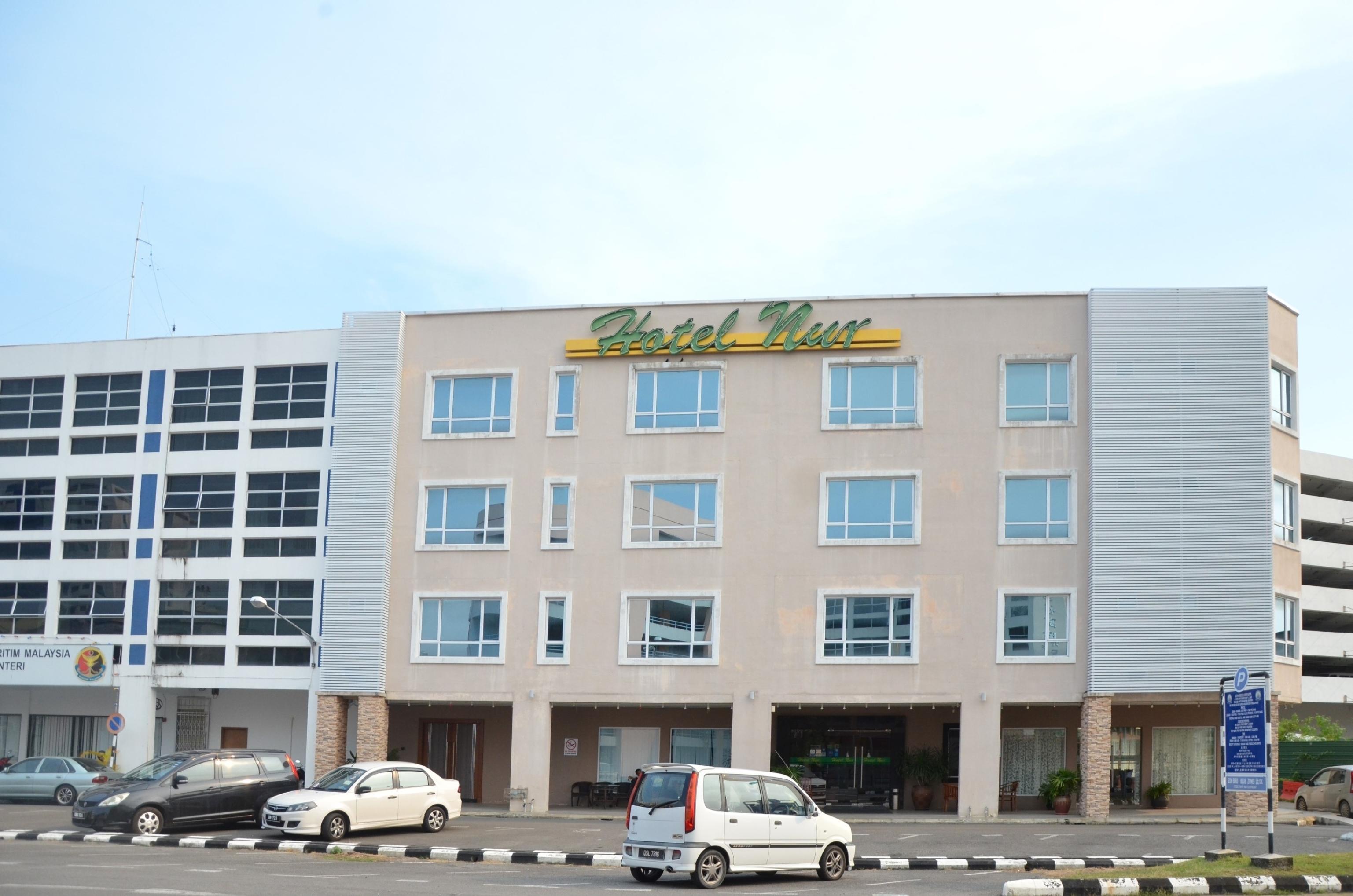מירי Super Oyo 985 Hotel Nur מראה חיצוני תמונה