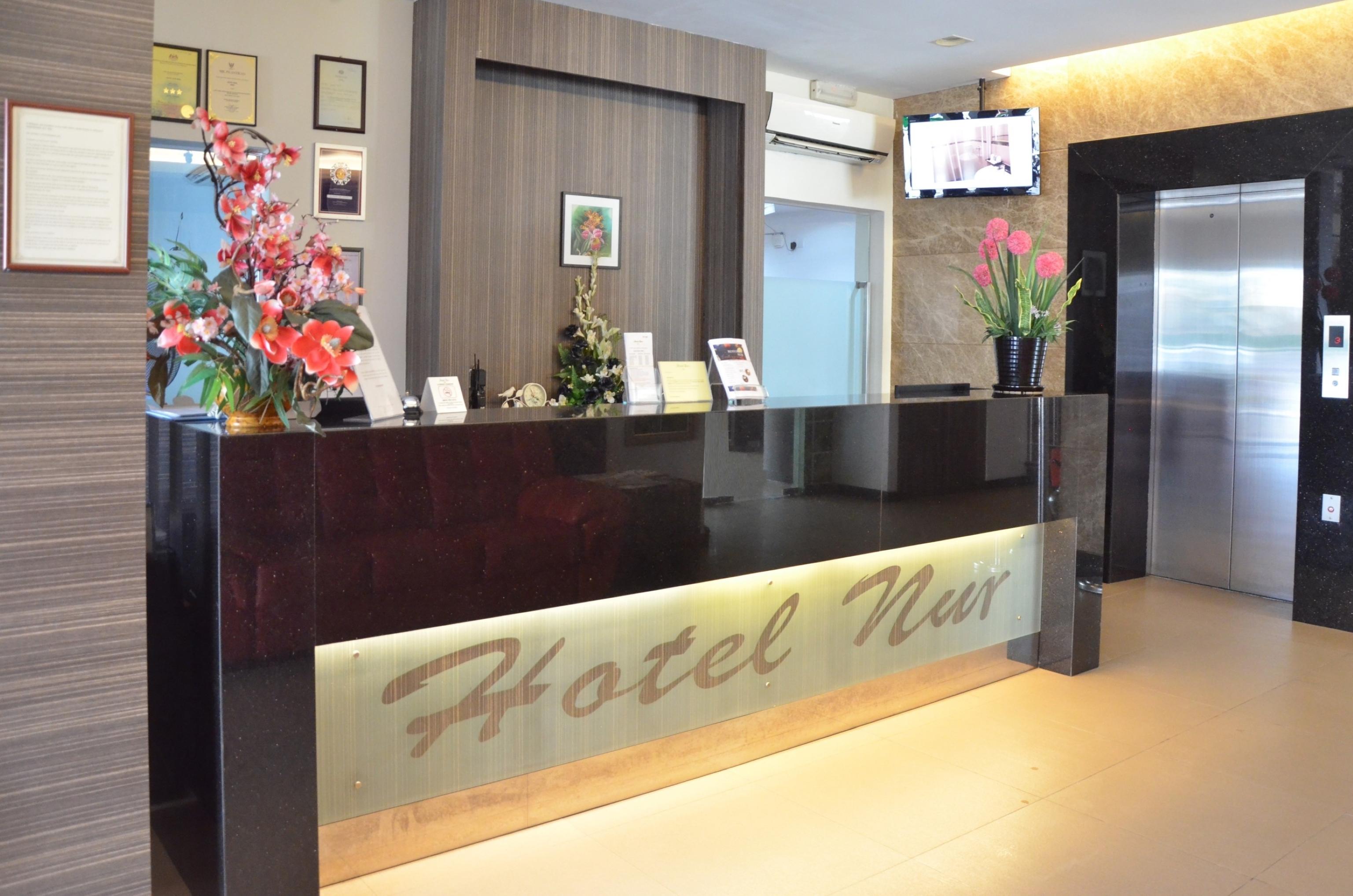 מירי Super Oyo 985 Hotel Nur מראה חיצוני תמונה
