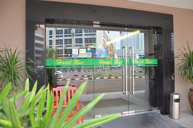 מירי Super Oyo 985 Hotel Nur מראה חיצוני תמונה