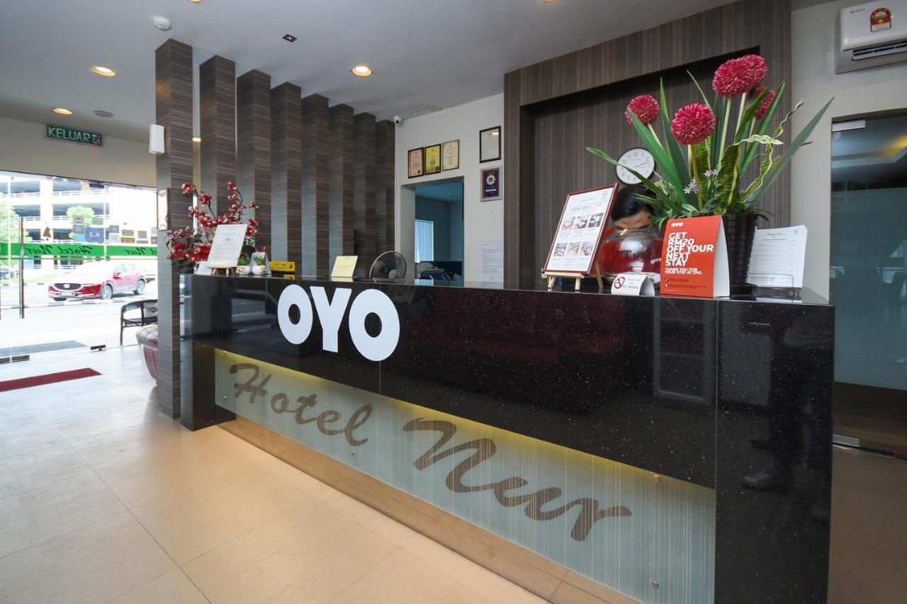מירי Super Oyo 985 Hotel Nur מראה חיצוני תמונה